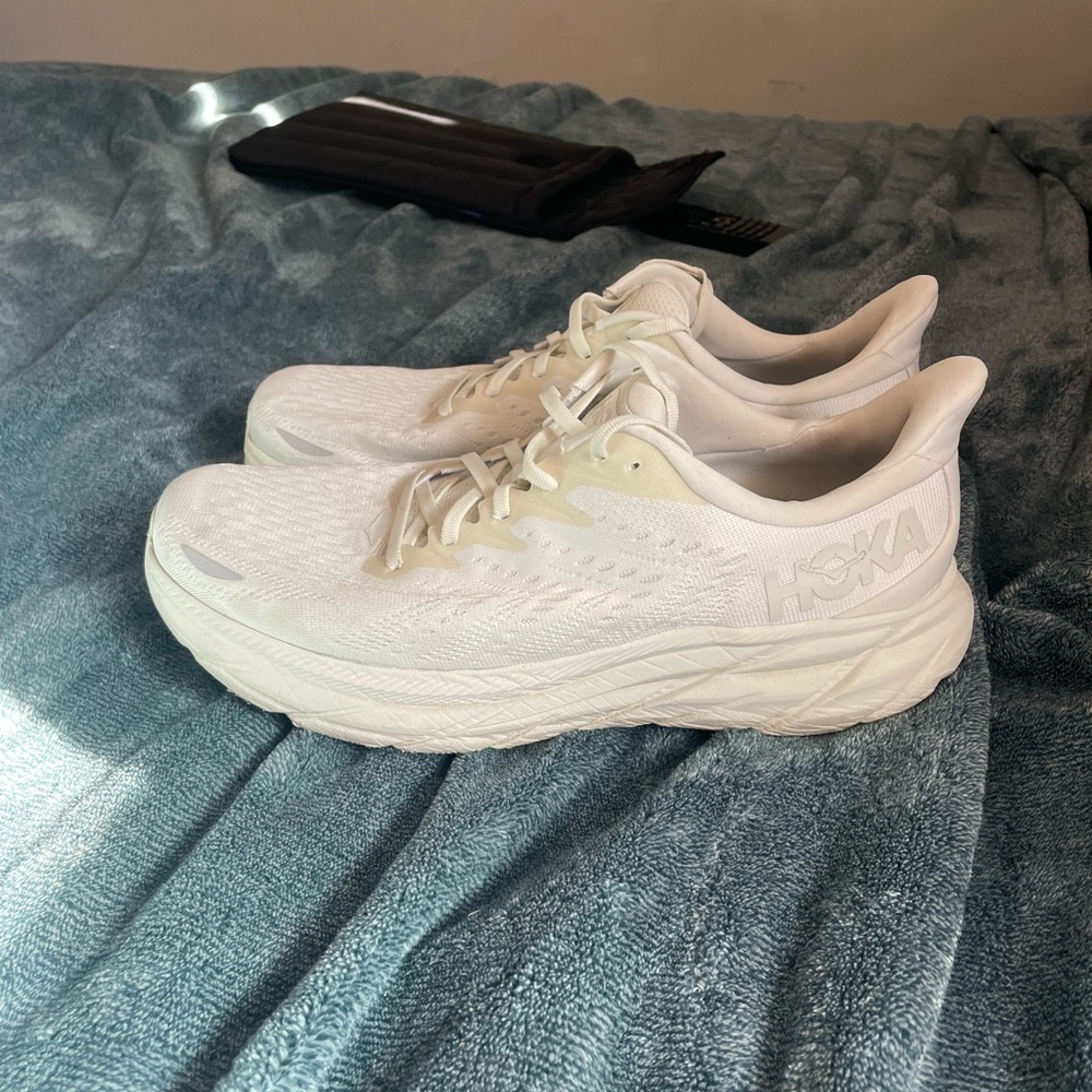 NEW!!! Hoka Clifton 8 sz 11.5